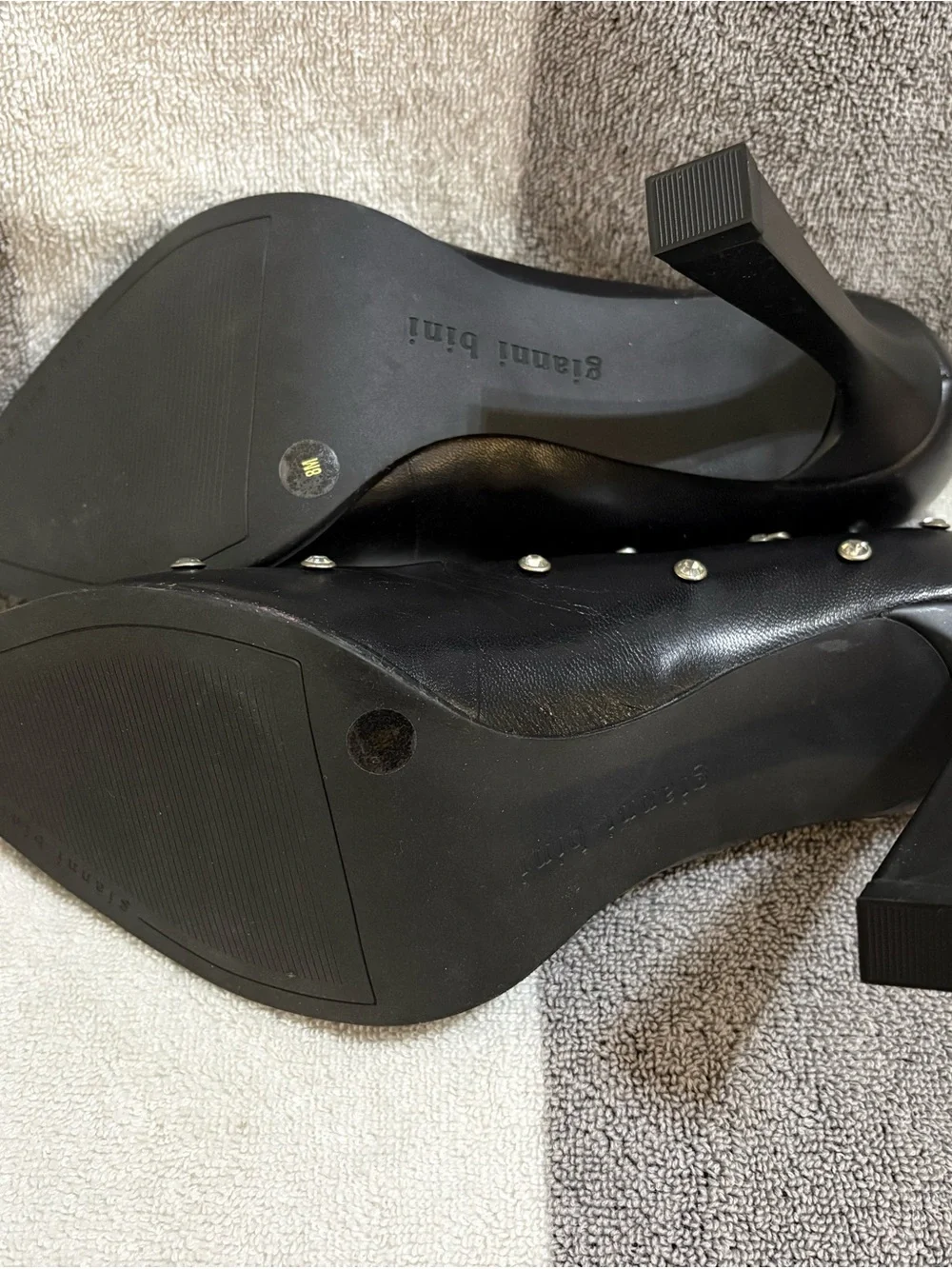 Gianni Bini Black Studded Pointed Pumps size 8M